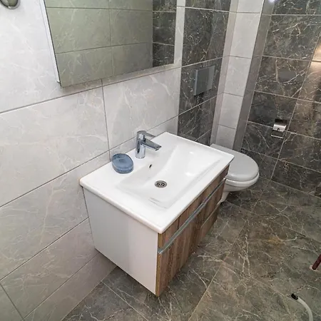 Hisaroenue'de 4 Yatak Odali Villa-villa Bahama